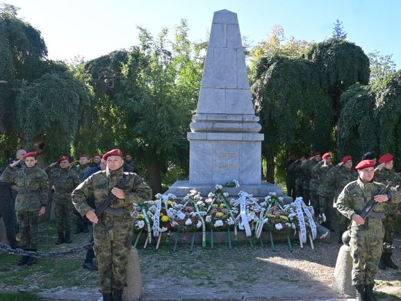 С военни почести 2-ра Тунджанска механизирана бригада се включи в празника на Стара Загора