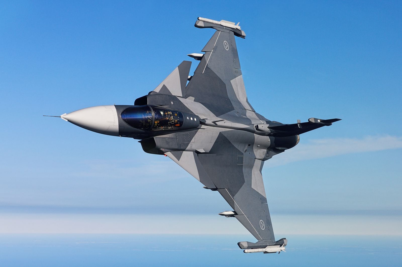 Business Insider: Украински пилот-изтребител заяви, че Gripen е единственият изтребител в света, за който би продал душата си