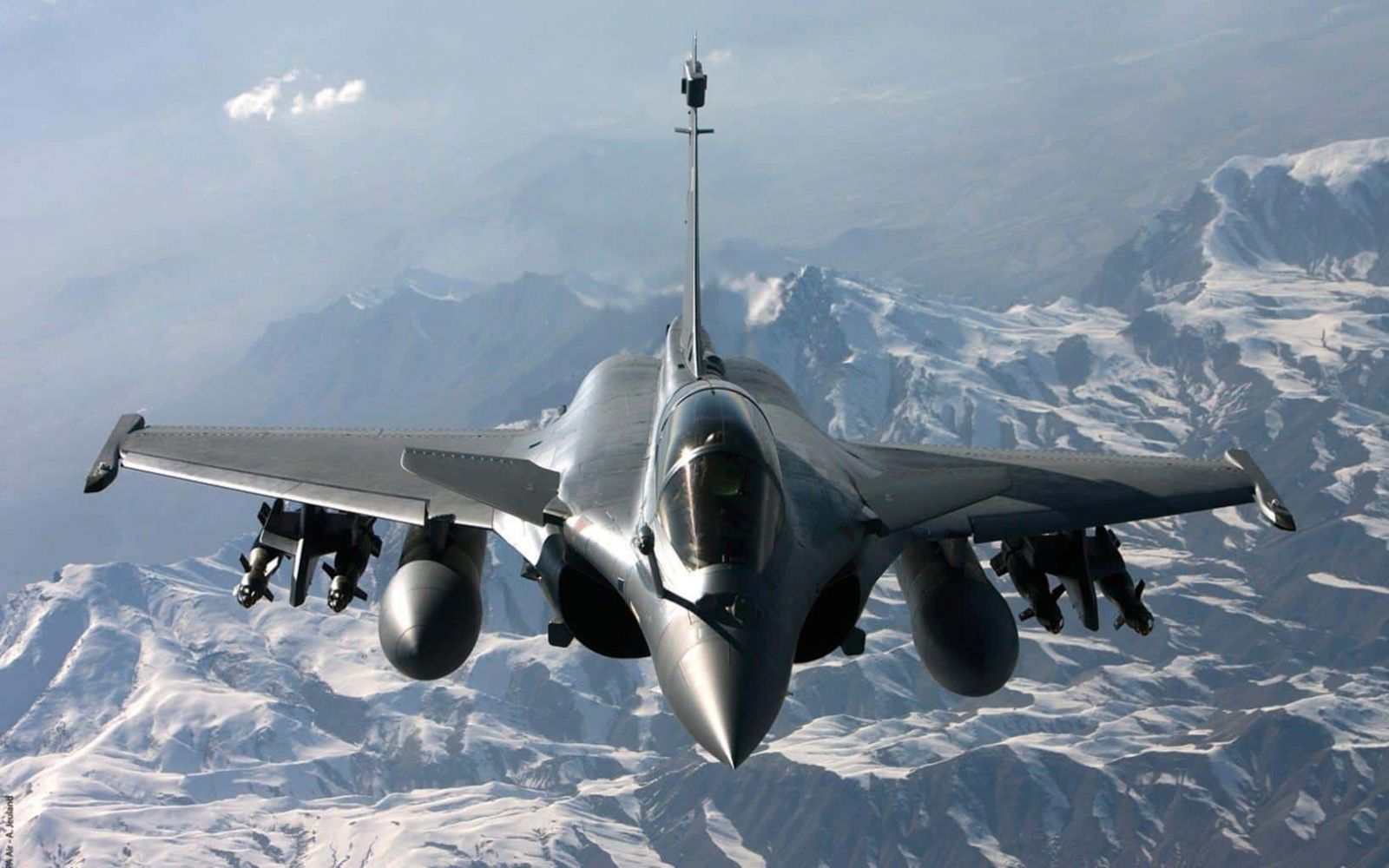 Dassault Aviation: МО на Франция поръча 12 нови изтребителя Rafale за ...